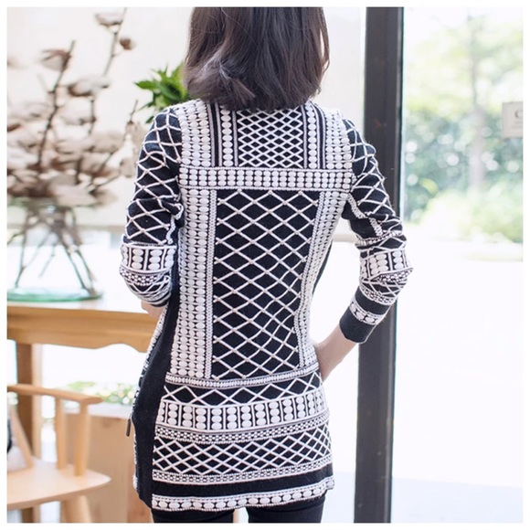 Cashmere Hand Beaded Sweater The Marlah - Picture 8 of 8